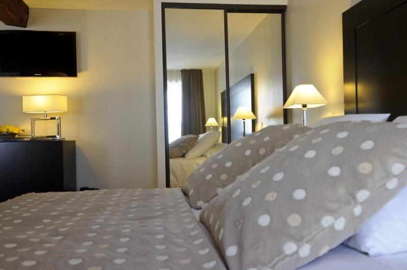 Hotel Burgevin Sully-sur-Loire Εξωτερικό φωτογραφία